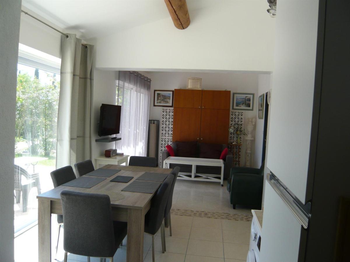 Apartmán Locations Des Alpilles Saint-Rémy-de-Provence Exteriér fotografie