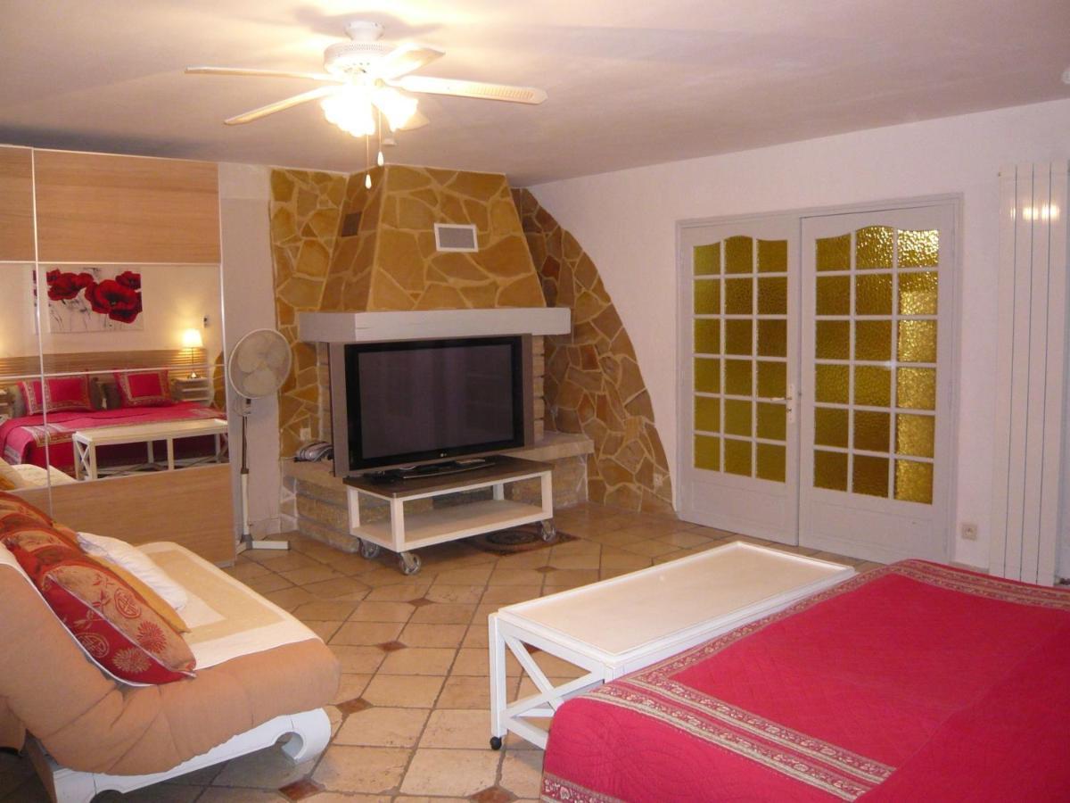 Apartmán Locations Des Alpilles Saint-Rémy-de-Provence Exteriér fotografie