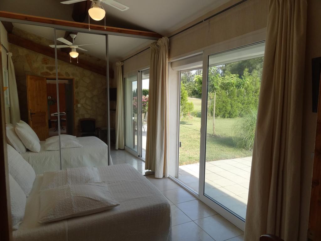 Apartmán Locations Des Alpilles Saint-Rémy-de-Provence Pokoj fotografie